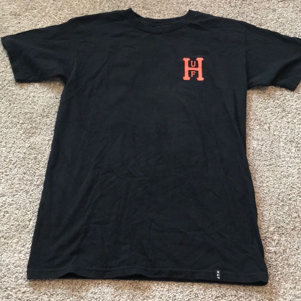 HUF T-shirt